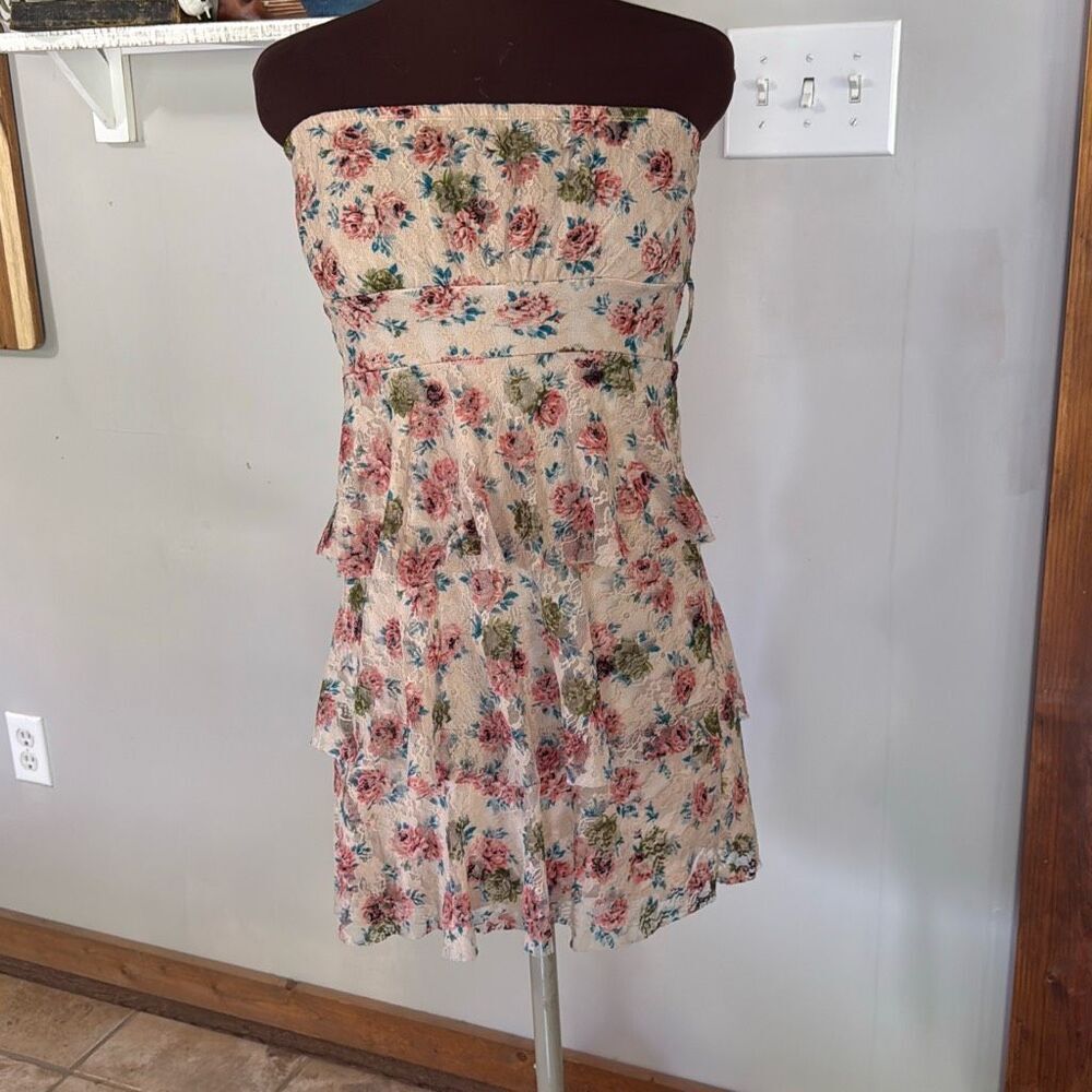 Vintage DEB strapless mini dress size medium tiered lace floral Y2K 90’s western
